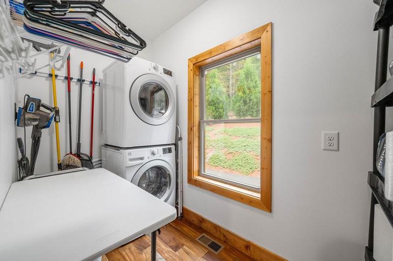 Image for property 292 Silver Fox Trail, Blue Ridge, GA 30513