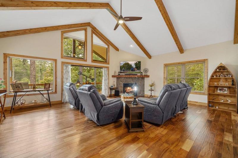 Image for property 292 Silver Fox Trail, Blue Ridge, GA 30513