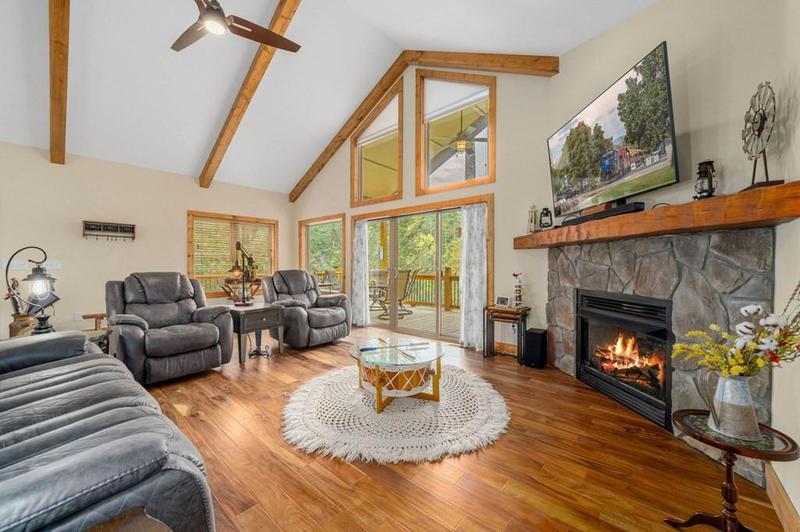 Image for property 292 Silver Fox Trail, Blue Ridge, GA 30513