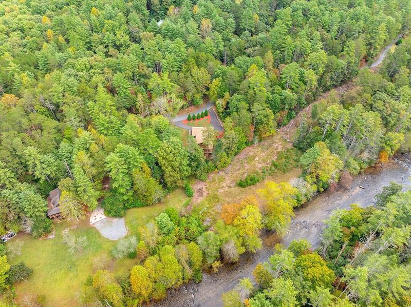 Image for property 292 Silver Fox Trail, Blue Ridge, GA 30513