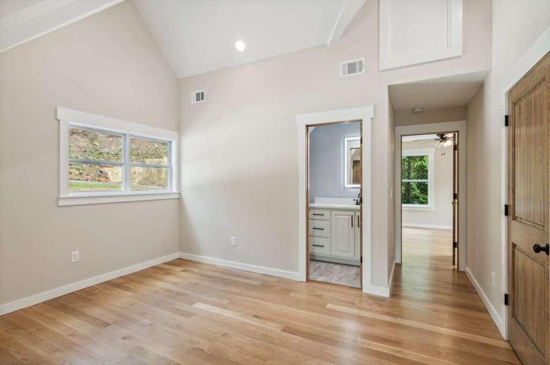 Image for property 105 Riveredge Drive, Ellijay, GA 30536