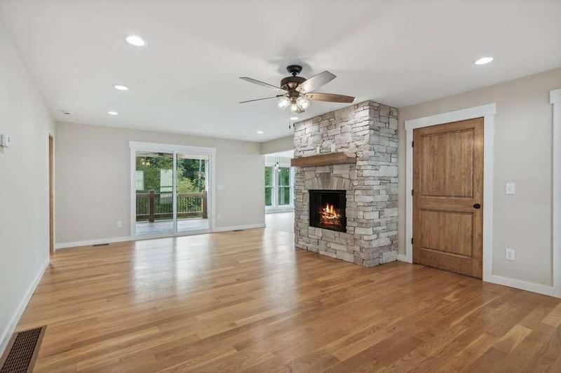 Image for property 105 Riveredge Drive, Ellijay, GA 30536