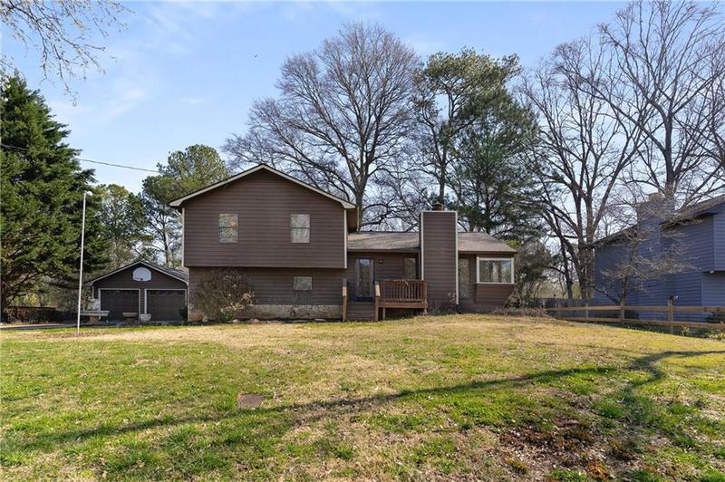 Image for property 4223 Mountain Glen Trace, Snellville, GA 30039