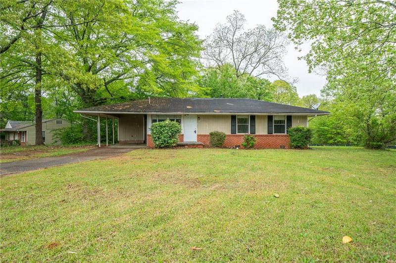 Image for property 5253 Kingswood Circle, Atlanta, GA 30349