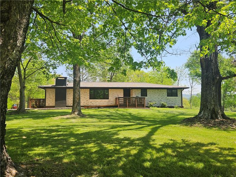 Image for property 9351 Henderson Mountain Road, Fairmount, GA 30139