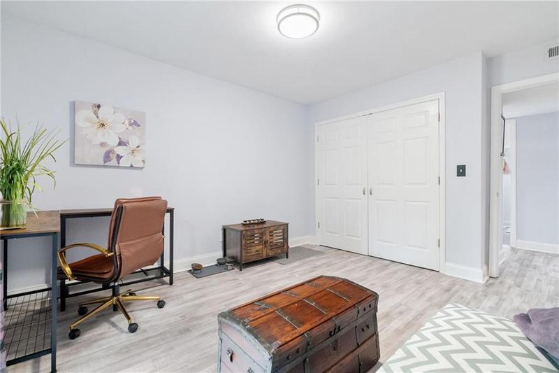 Image for property 6851 Roswell Road M12, Sandy Springs, GA 30328