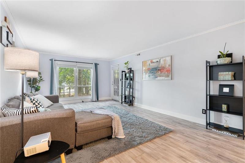 Image for property 6851 Roswell Road M12, Sandy Springs, GA 30328