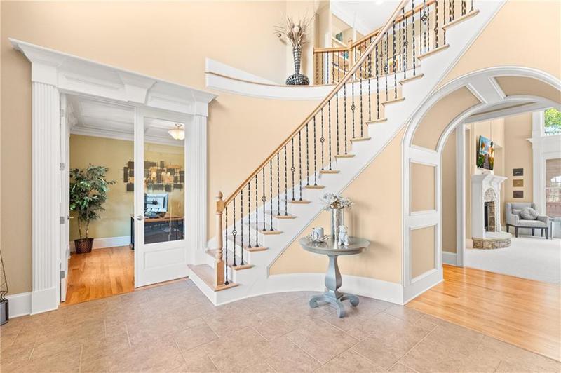 Image for property 3694 Silver Brook Lane, Gainesville, GA 30506