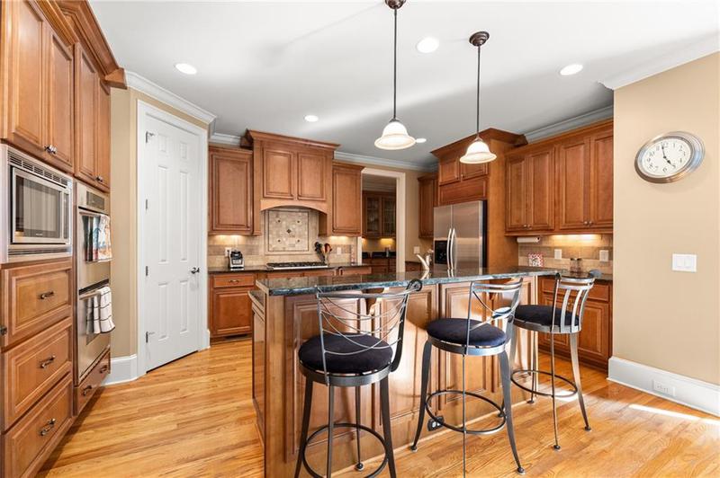 Image for property 3694 Silver Brook Lane, Gainesville, GA 30506