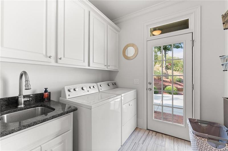 Image for property 3694 Silver Brook Lane, Gainesville, GA 30506