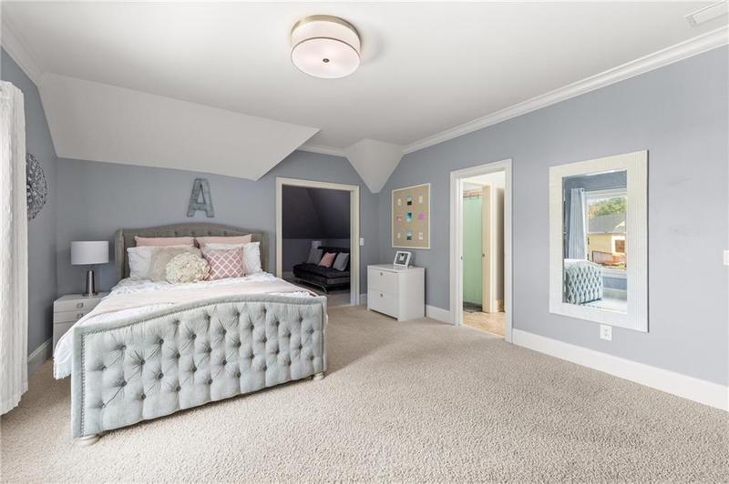 Image for property 3694 Silver Brook Lane, Gainesville, GA 30506