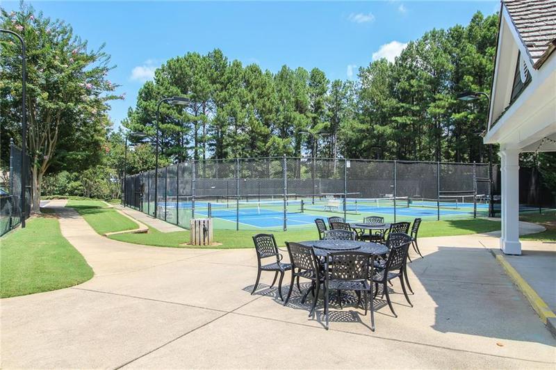 Image for property 3694 Silver Brook Lane, Gainesville, GA 30506