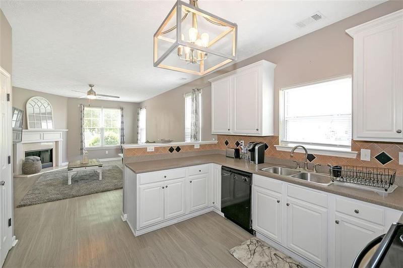 Image for property 4603 Parkway Circle, Atlanta, GA 30349