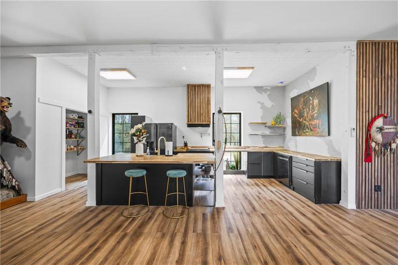 Image for property 356 Oak Grove Road, Adairsville, GA 30103