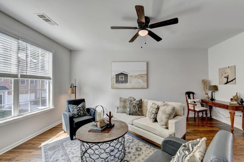 Image for property 3676 Chattahoochee Summit Drive, Atlanta, GA 30339