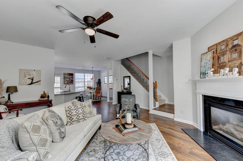 Image for property 3676 Chattahoochee Summit Drive, Atlanta, GA 30339