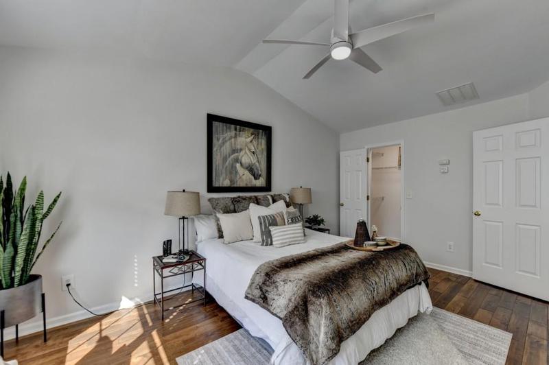Image for property 3676 Chattahoochee Summit Drive, Atlanta, GA 30339