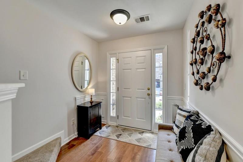 Image for property 3676 Chattahoochee Summit Drive, Atlanta, GA 30339