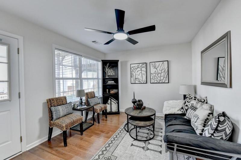 Image for property 3676 Chattahoochee Summit Drive, Atlanta, GA 30339