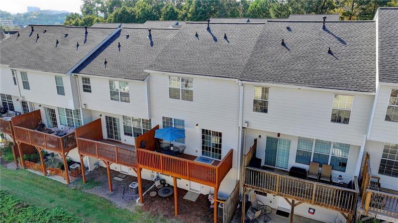 Image for property 3676 Chattahoochee Summit Drive, Atlanta, GA 30339
