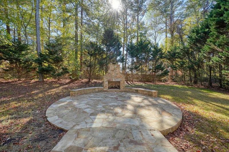 Image for property 5955 Tibor Drive, Acworth, GA 30101