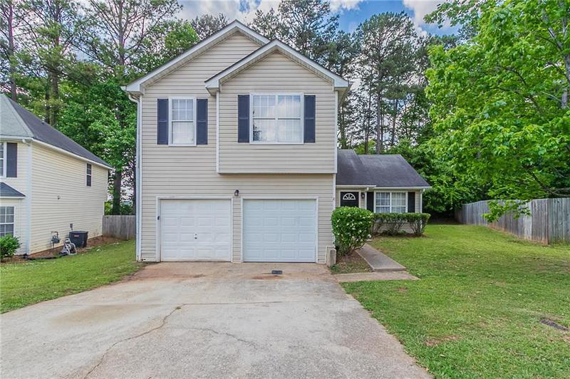 Image for property 2319 Rambling Way, Lithonia, GA 30058