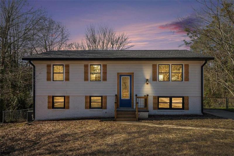 Image for property 942 Azalea Circle, Marietta, GA 30062