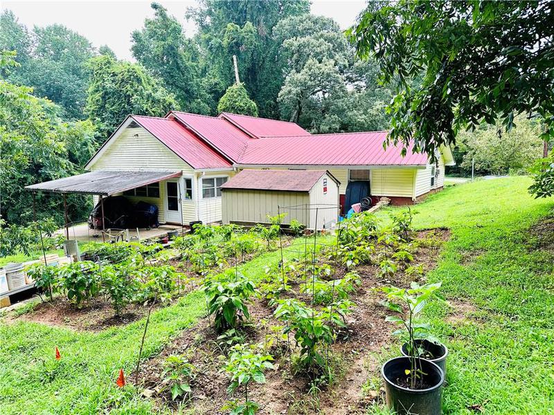 Image for property 2582 White Sulphur Road, Gainesville, GA 30501