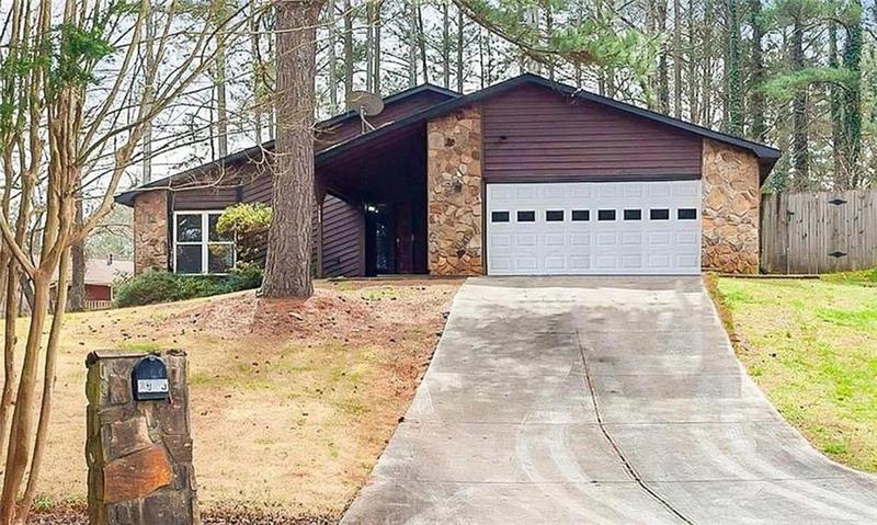 Image for property 3955 Chimney Ridge Court, Ellenwood, GA 30294