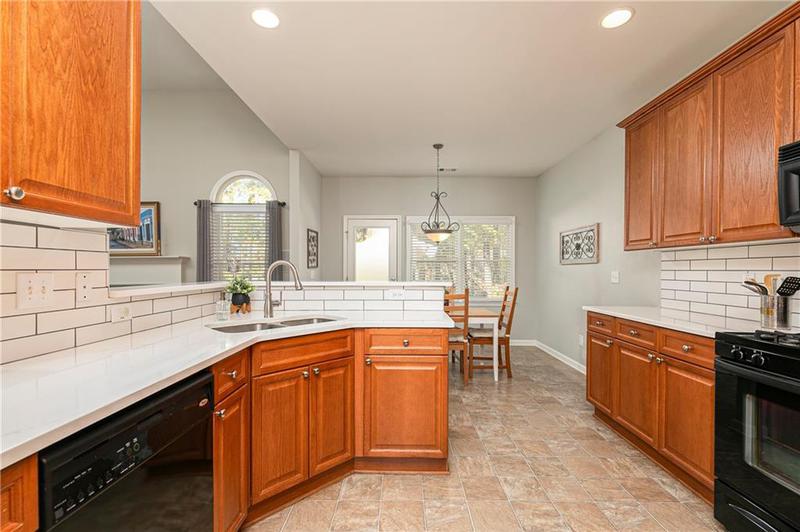 Image for property 131 Paddington Place, Acworth, GA 30101