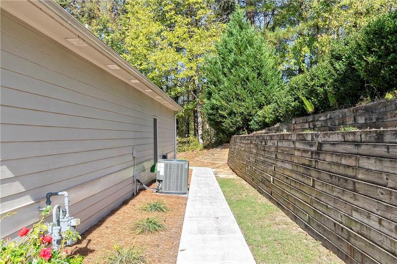 Image for property 131 Paddington Place, Acworth, GA 30101