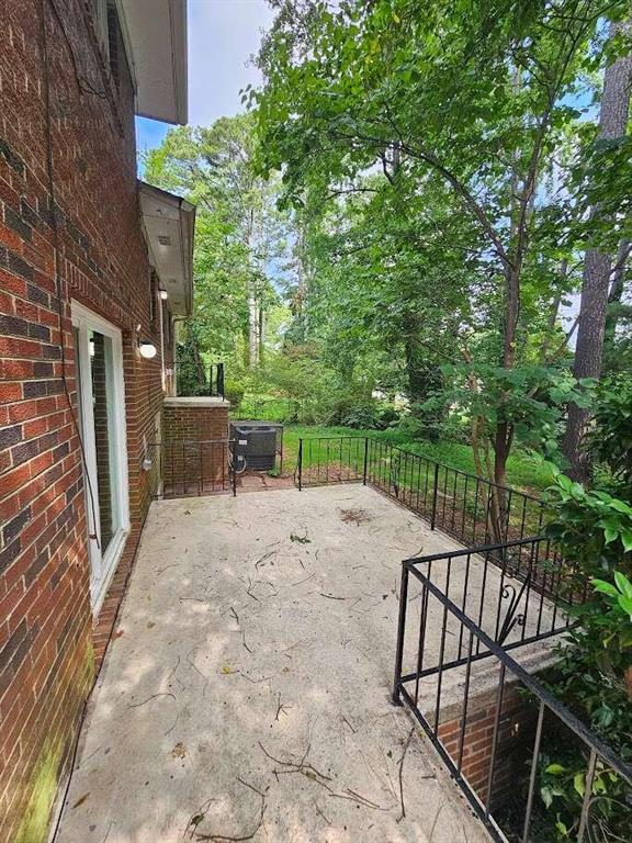 Image for property 3638 Glen Falls Drive, Decatur, GA 30032