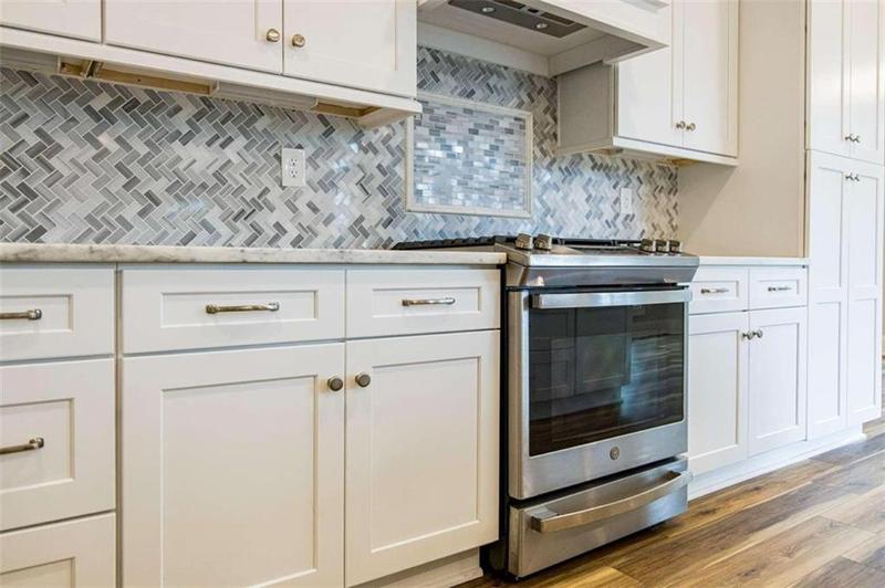 Image for property 101 Vinings Drive, Rome, GA 30161