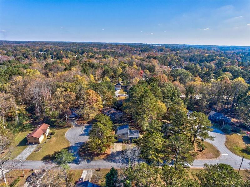 Image for property 3700 ASHLEY WOODS Drive, Powder Springs, GA 30127