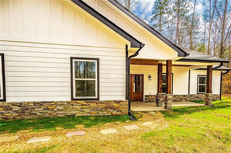 Image for property 90 Lake Point Drive, Dahlonega, GA 30533