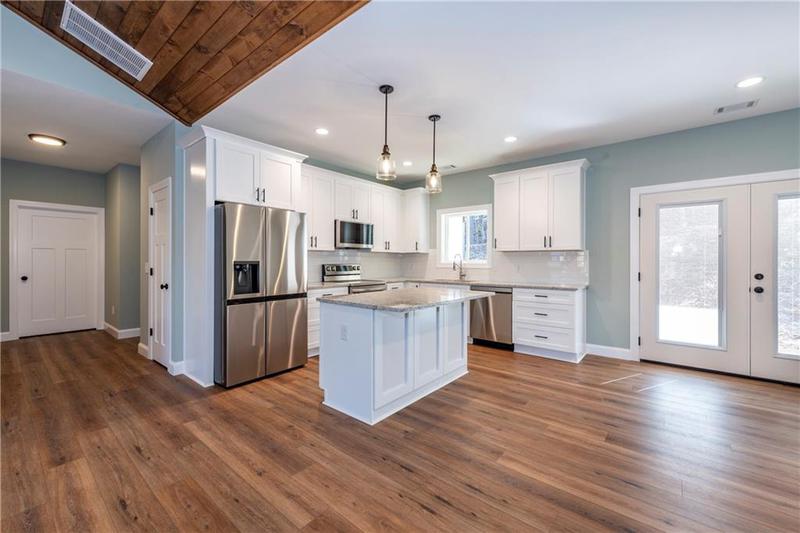Image for property 90 Lake Point Drive, Dahlonega, GA 30533