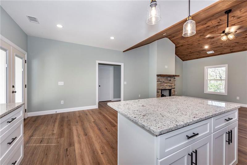 Image for property 90 Lake Point Drive, Dahlonega, GA 30533