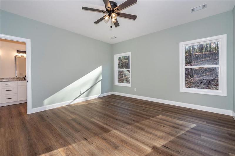Image for property 90 Lake Point Drive, Dahlonega, GA 30533