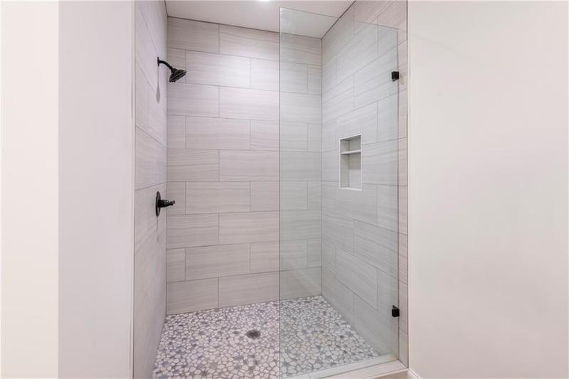 Image for property 90 Lake Point Drive, Dahlonega, GA 30533
