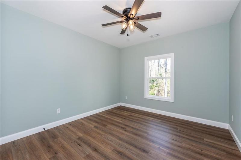 Image for property 90 Lake Point Drive, Dahlonega, GA 30533