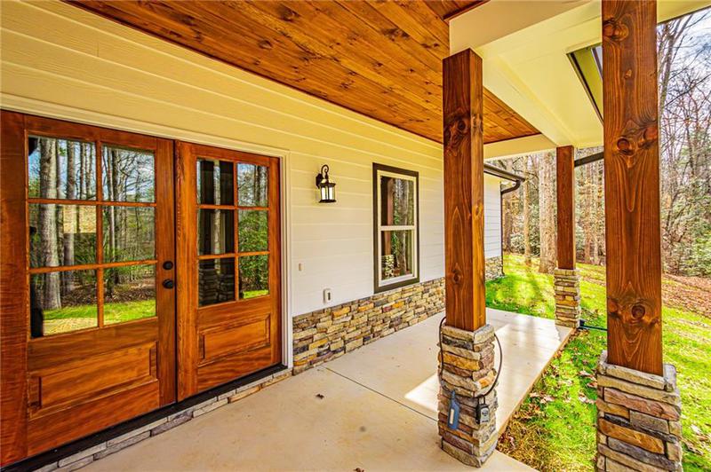 Image for property 90 Lake Point Drive, Dahlonega, GA 30533