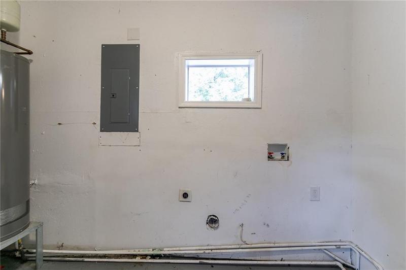 Image for property 929 Pine Roc Drive, Stone Mountain, GA 30083