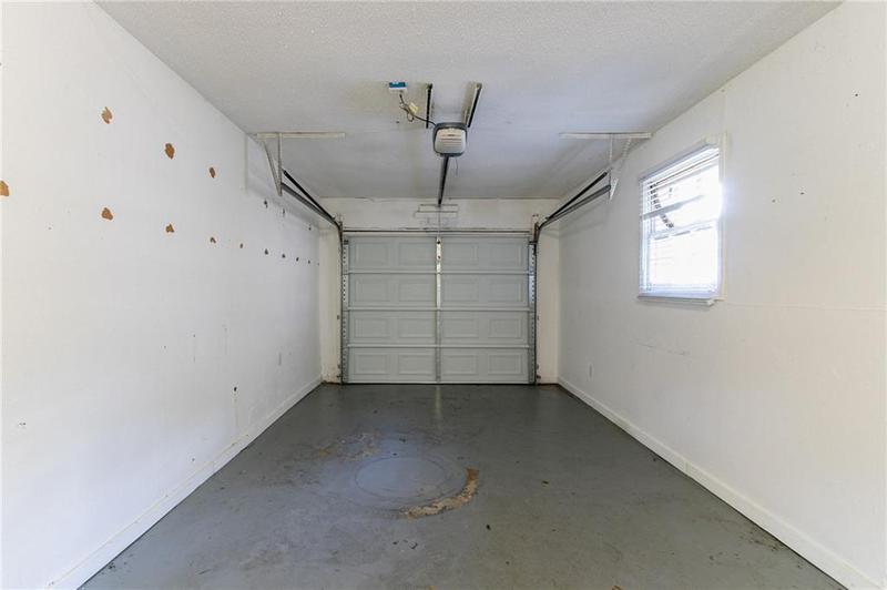 Image for property 929 Pine Roc Drive, Stone Mountain, GA 30083