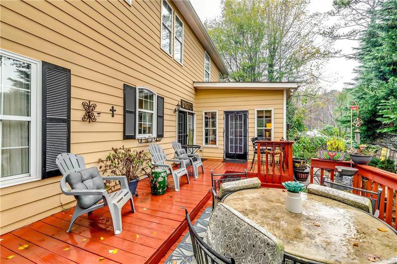 Image for property 1563 Poplarwood Lane, Lawrenceville, GA 30043