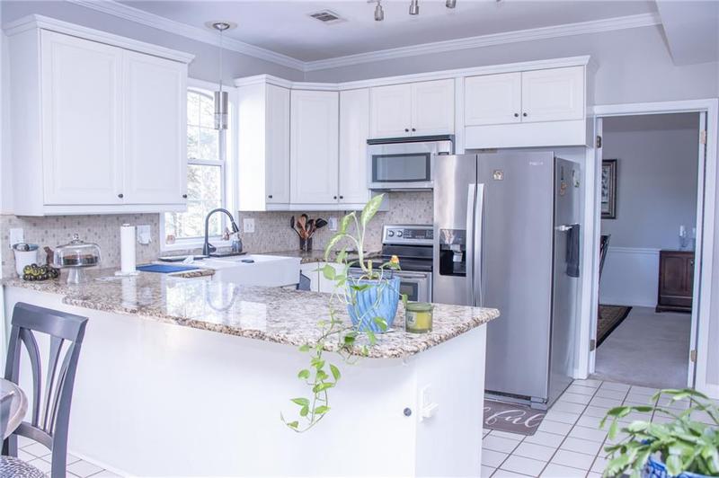 Image for property 1563 Poplarwood Lane, Lawrenceville, GA 30043