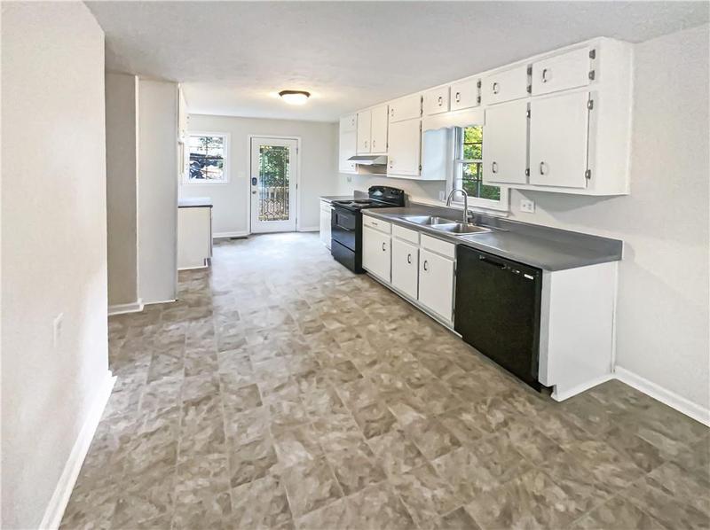 Image for property 4405 Cary Drive, Snellville, GA 30039