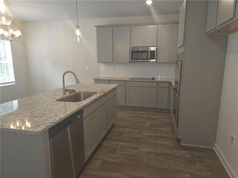 Image for property 1599 Sungrown Way, Mcdonough, GA 30253