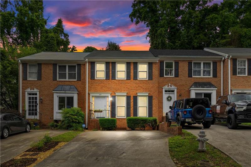 Image for property 2779 Bentley Place, Marietta, GA 30067