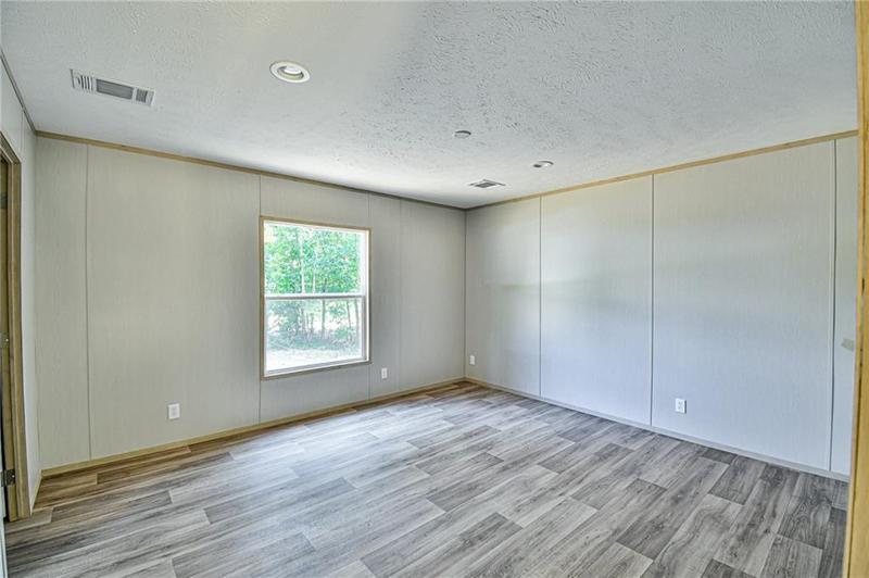 Image for property 734 Nails Creek Crossing, Royston, GA 30662