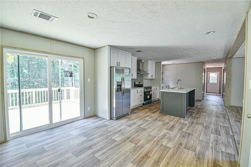 Image for property 734 Nails Creek Crossing, Royston, GA 30662